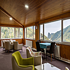 Oylat Kaplıcaları Aşiyan Otel
